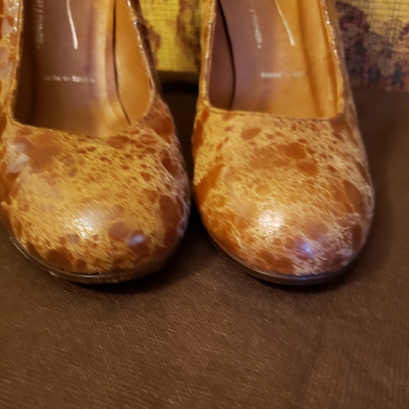 ‼️SOLD‼️NWOB Donald J Pliner Embossed Leather Pump, Sz 6.5 - Picture 7 of 10